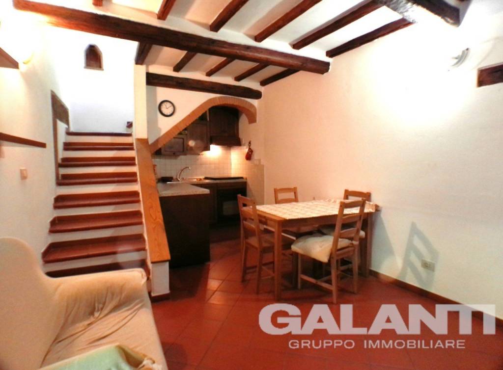 appartamento in vendita a Rufina in zona Casini