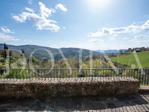 casa indipendente in vendita a Rufina