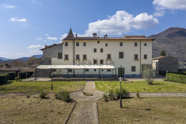 casa indipendente in vendita a Rufina