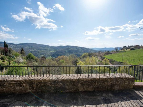 casa indipendente in vendita a Rufina