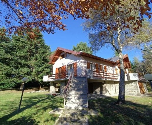 casa indipendente in vendita a Rufina in zona Castelnuovo