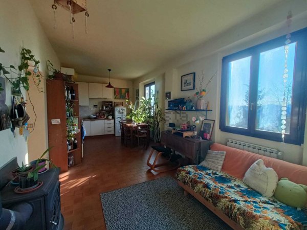 casa indipendente in vendita a Rufina in zona Falgano