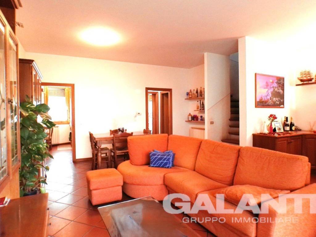 casa indipendente in vendita a Rufina