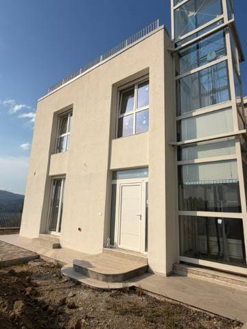 casa indipendente in vendita a Rufina in zona Falgano