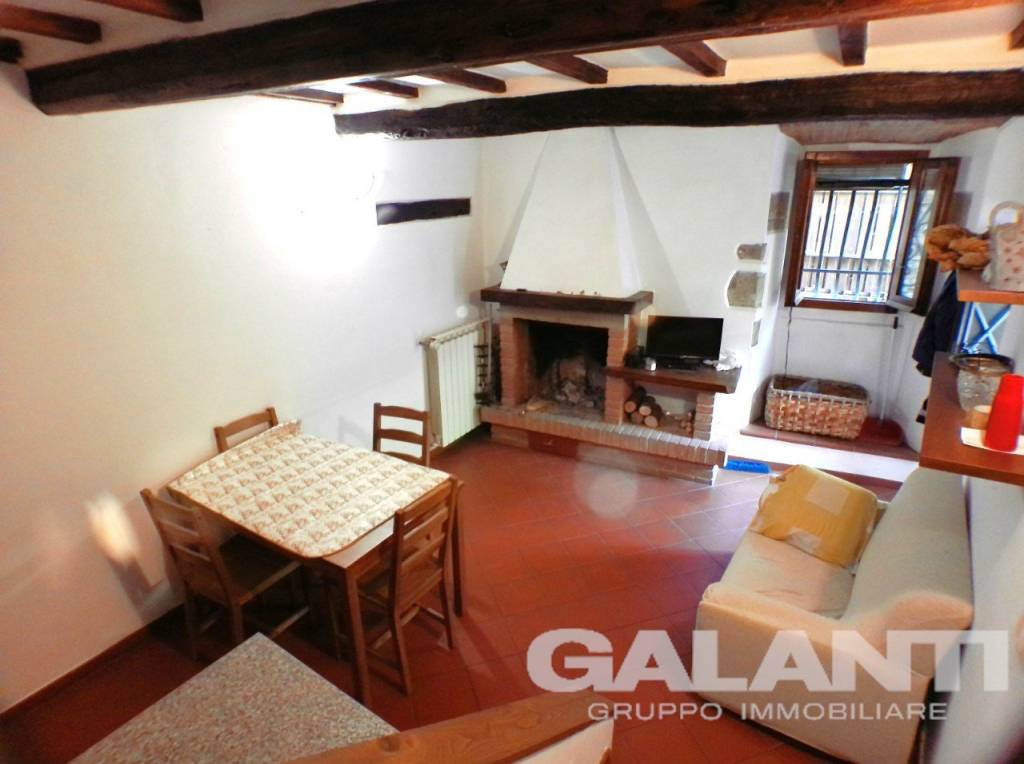 appartamento in vendita a Rufina in zona Casini