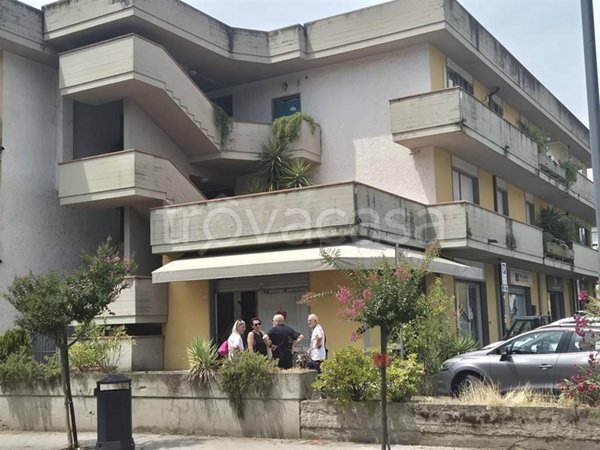negozio in vendita a Rufina