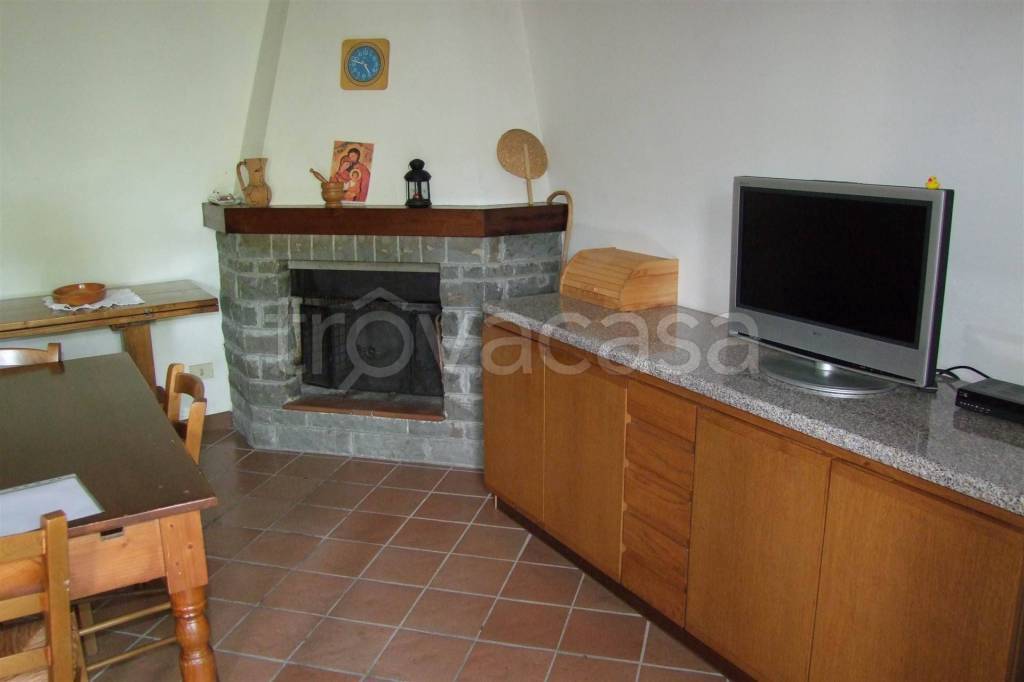 casa indipendente in vendita a Rufina in zona Pomino