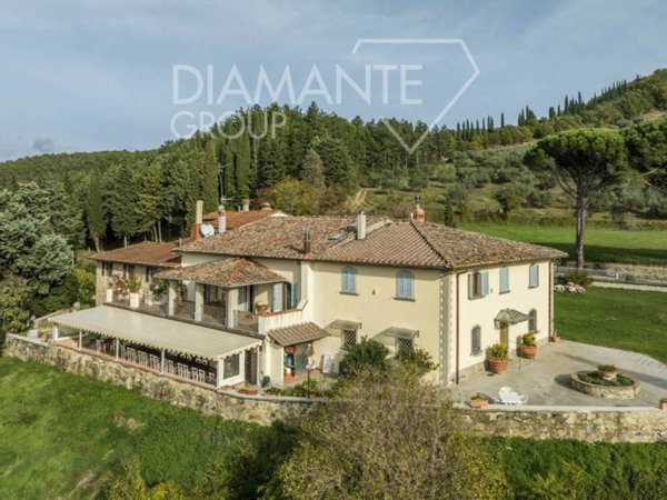 casa indipendente in vendita a Rufina