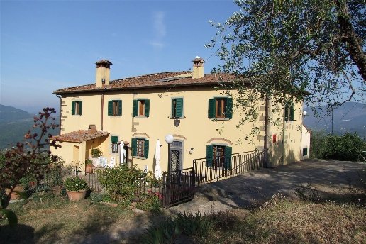 casale in vendita a Rufina in zona Falgano