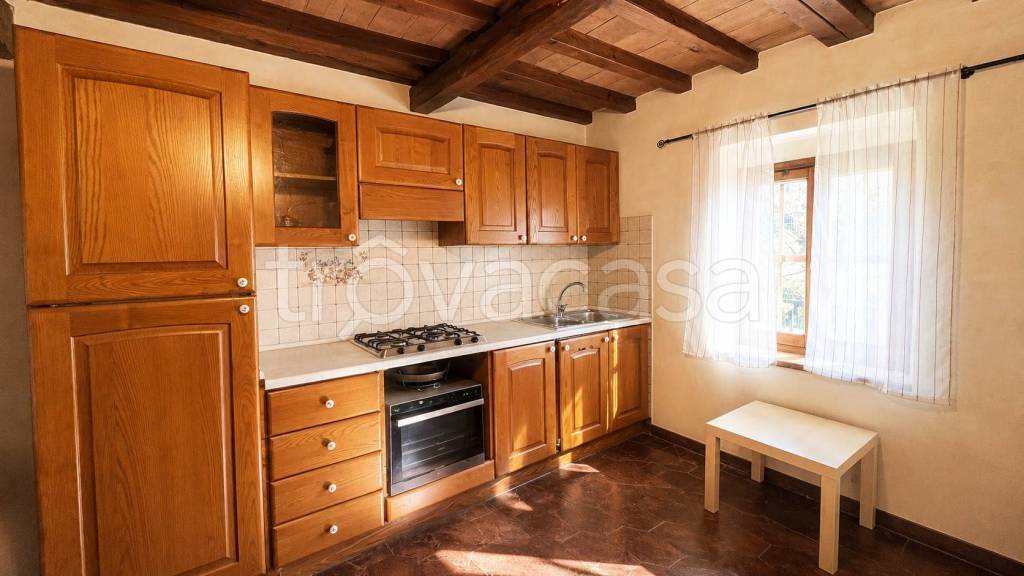 casa indipendente in vendita a Rufina