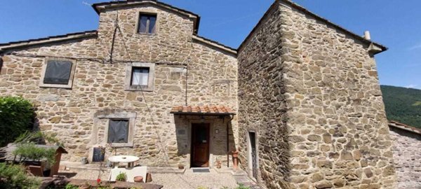 casa indipendente in vendita a Rufina in zona Contea