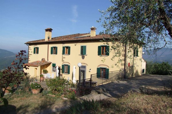 casa indipendente in vendita a Rufina in zona Falgano
