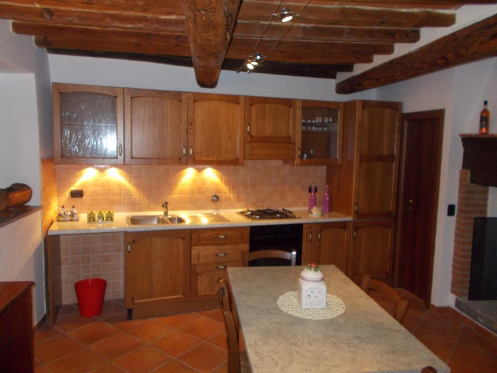appartamento in vendita a Rufina in zona Casini