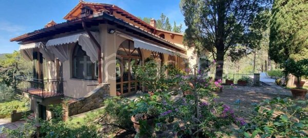casa indipendente in vendita a San Casciano in Val di Pesa in zona Romola