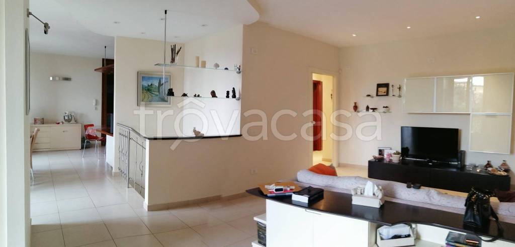 appartamento in vendita a San Casciano in Val di Pesa in zona Cerbaia