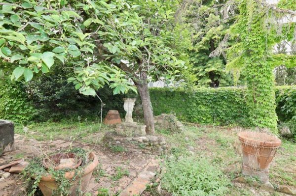 casale in vendita a San Casciano in Val di Pesa in zona Calcinaia