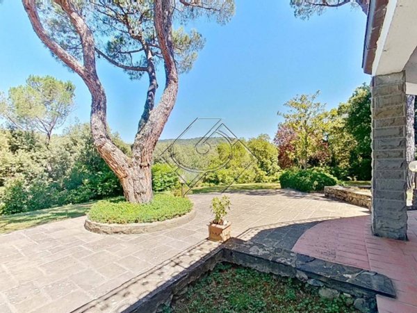 casa indipendente in vendita a San Casciano in Val di Pesa in zona Romola