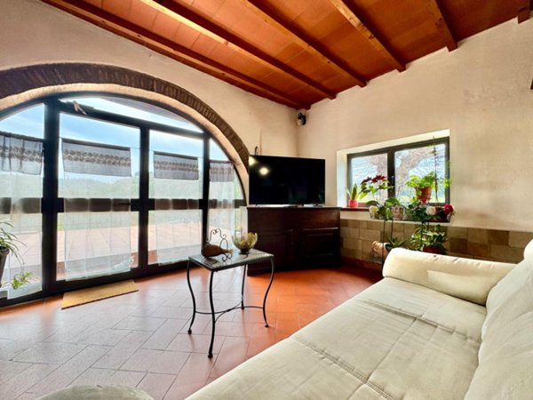 locale di sgombero in vendita a San Casciano in Val di Pesa