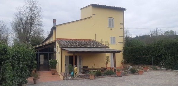 esavano in vendita a San Casciano in Val di Pesa in zona Bargino