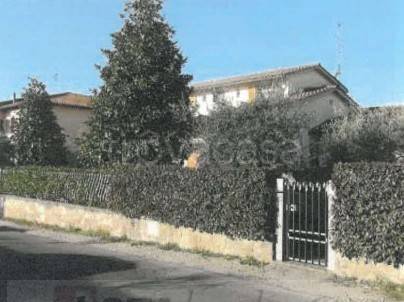 casa indipendente in vendita a San Casciano in Val di Pesa in zona Chiesanuova
