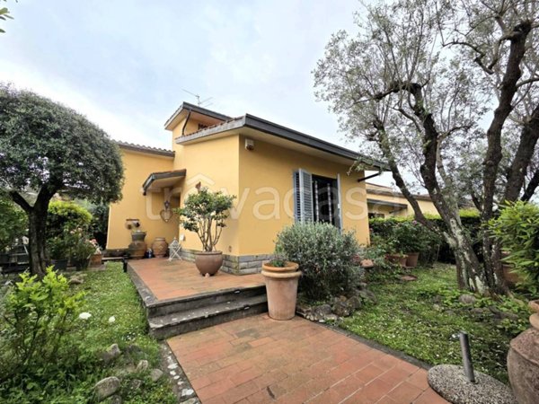 casa indipendente in vendita a San Casciano in Val di Pesa in zona Chiesanuova