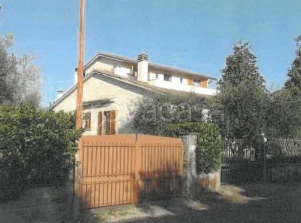 appartamento in vendita a San Casciano in Val di Pesa in zona Chiesanuova