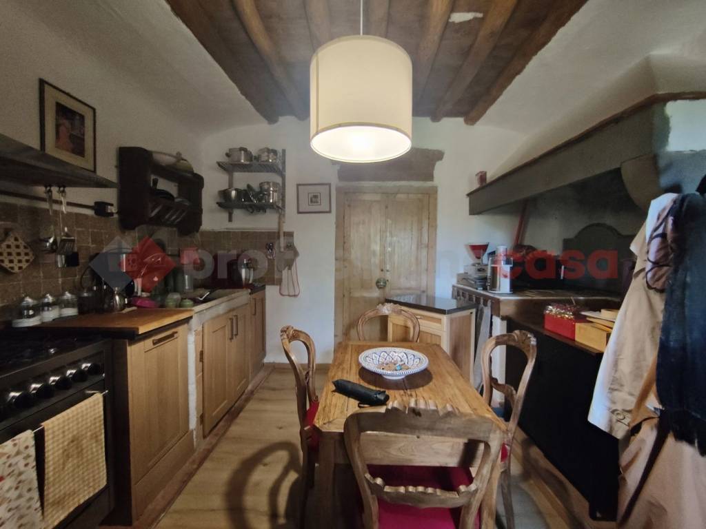 appartamento in vendita a San Casciano in Val di Pesa in zona Romola