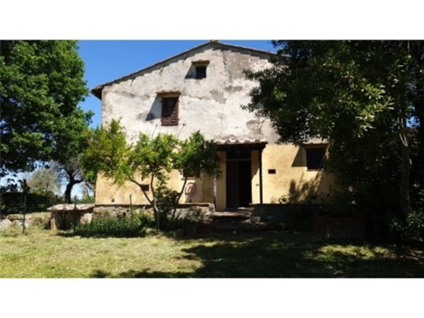 casa indipendente a San Casciano in Val di Pesa in zona Mercatale in Val di Pesa