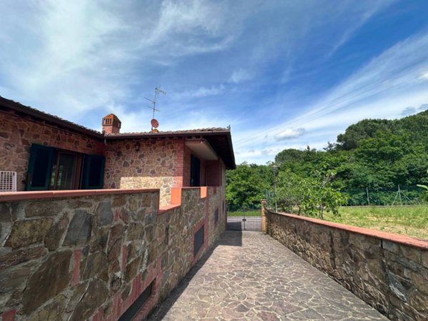 casa indipendente in vendita a San Casciano in Val di Pesa in zona Cerbaia