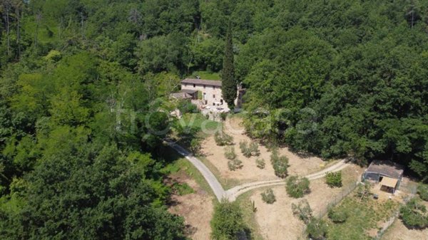 casa indipendente a San Casciano in Val di Pesa in zona Montefiridolfi