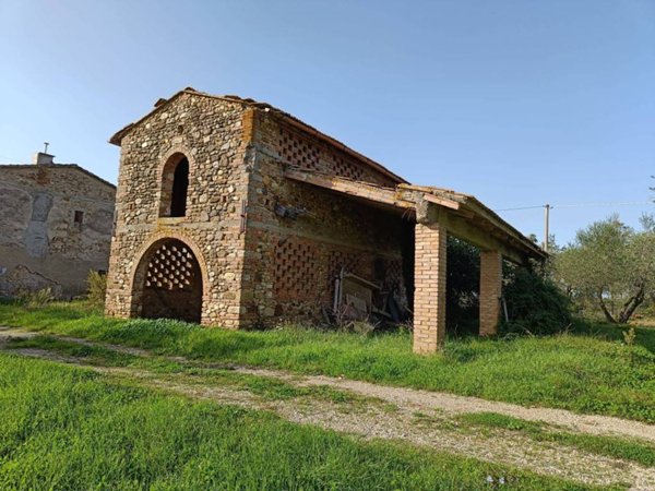 casa indipendente a San Casciano in Val di Pesa in zona Montefiridolfi
