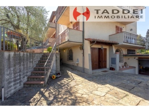 casa indipendente in vendita a San Casciano in Val di Pesa in zona Chiesanuova