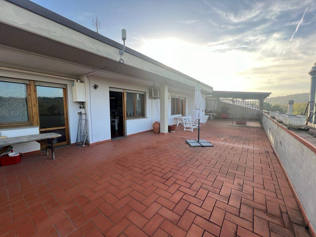 intera palazzina in vendita a San Casciano in Val di Pesa
