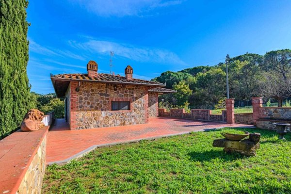 casa indipendente in vendita a San Casciano in Val di Pesa in zona Chiesanuova
