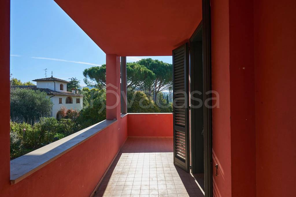 appartamento in vendita a San Casciano in Val di Pesa in zona Cerbaia