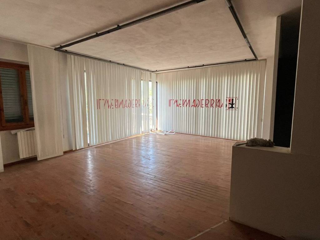 casa indipendente a San Casciano in Val di Pesa in zona Mercatale in Val di Pesa