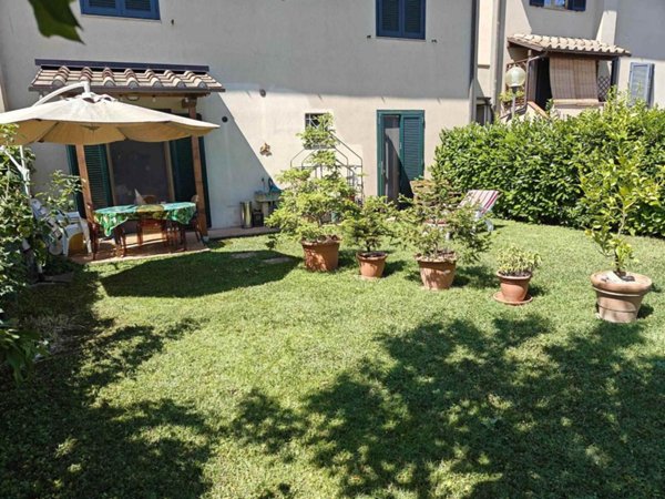 casa indipendente a San Casciano in Val di Pesa in zona Montefiridolfi