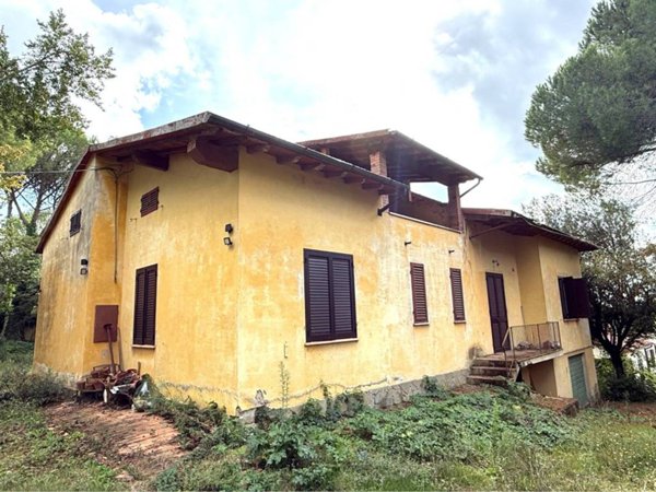 casa indipendente in vendita a San Casciano in Val di Pesa in zona Chiesanuova