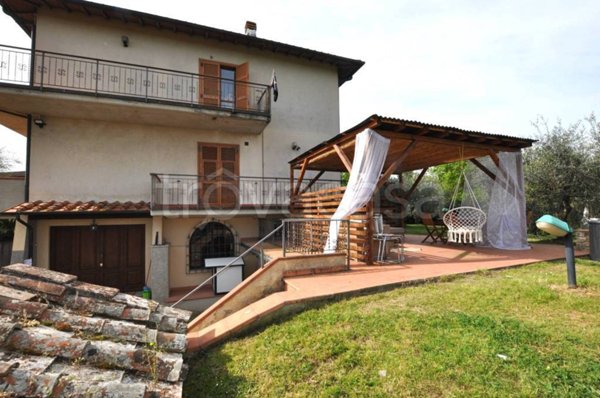 casa indipendente in vendita a San Casciano in Val di Pesa in zona Chiesanuova