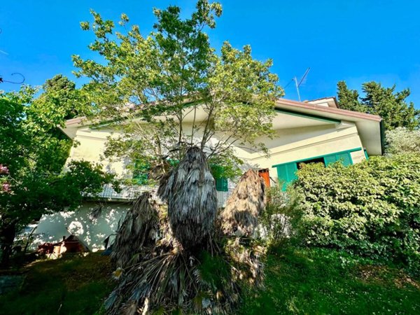 casa indipendente in vendita a San Casciano in Val di Pesa in zona Chiesanuova