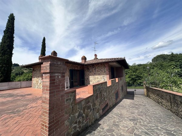 casa indipendente in vendita a San Casciano in Val di Pesa in zona Cerbaia