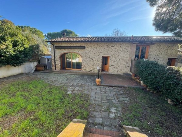 casa indipendente in vendita a San Casciano in Val di Pesa in zona Cerbaia