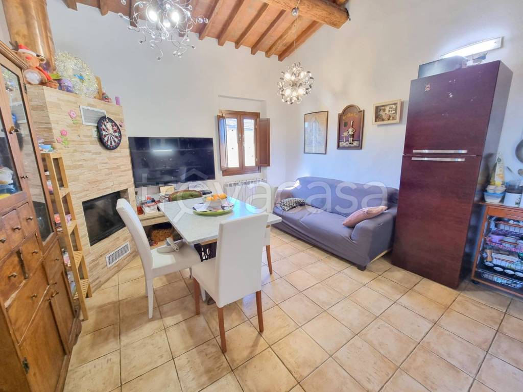 appartamento in vendita a San Casciano in Val di Pesa in zona Romola