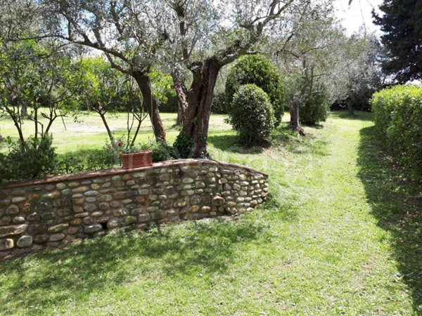 casa indipendente in vendita a San Casciano in Val di Pesa in zona Romola
