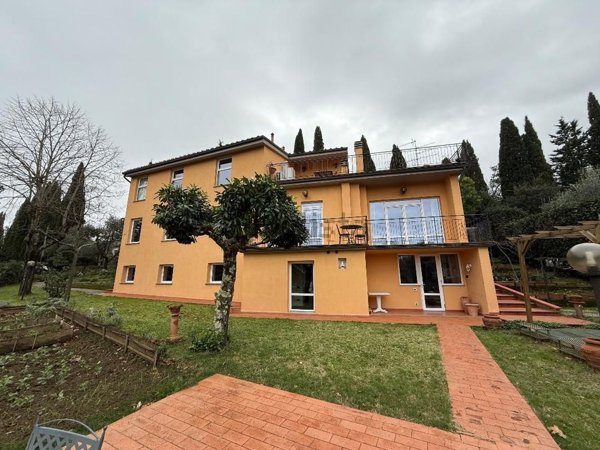 casa indipendente in vendita a San Casciano in Val di Pesa in zona Romola