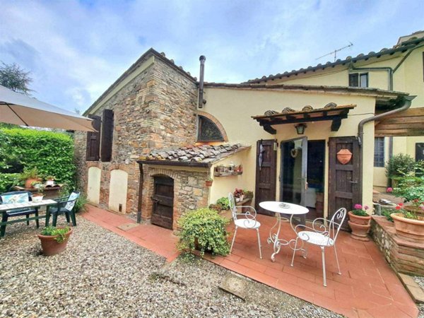casa indipendente in vendita a San Casciano in Val di Pesa in zona Fabbrica