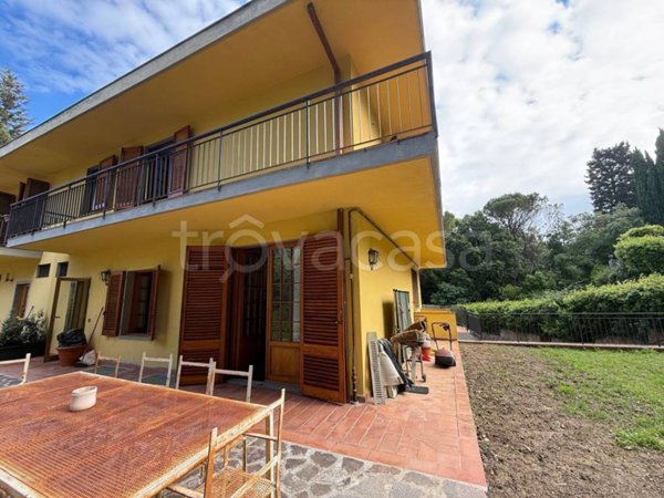 casa indipendente in vendita a San Casciano in Val di Pesa in zona Romola