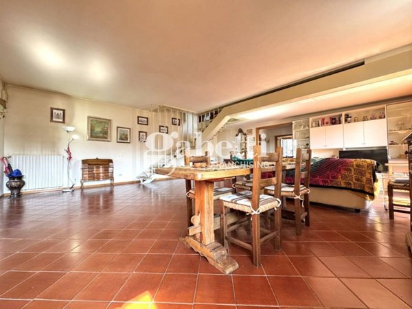 casa indipendente a San Casciano in Val di Pesa in zona Mercatale in Val di Pesa