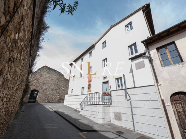intera palazzina in vendita a San Casciano in Val di Pesa