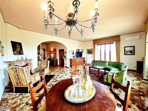 appartamento in vendita a San Casciano in Val di Pesa in zona Cerbaia